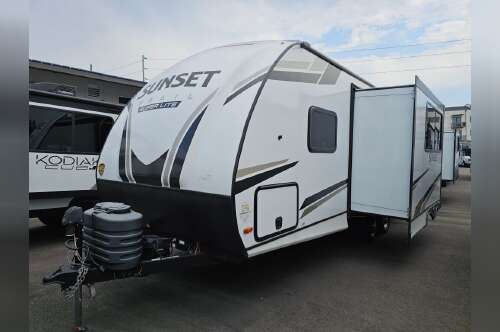 2024 Crossroads Sunset Trail Super Lite SS212RB in kent WA
