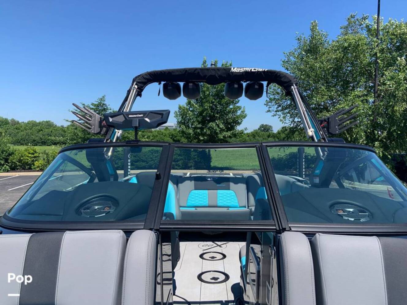 A photo of this 2022 Mastercraft X22