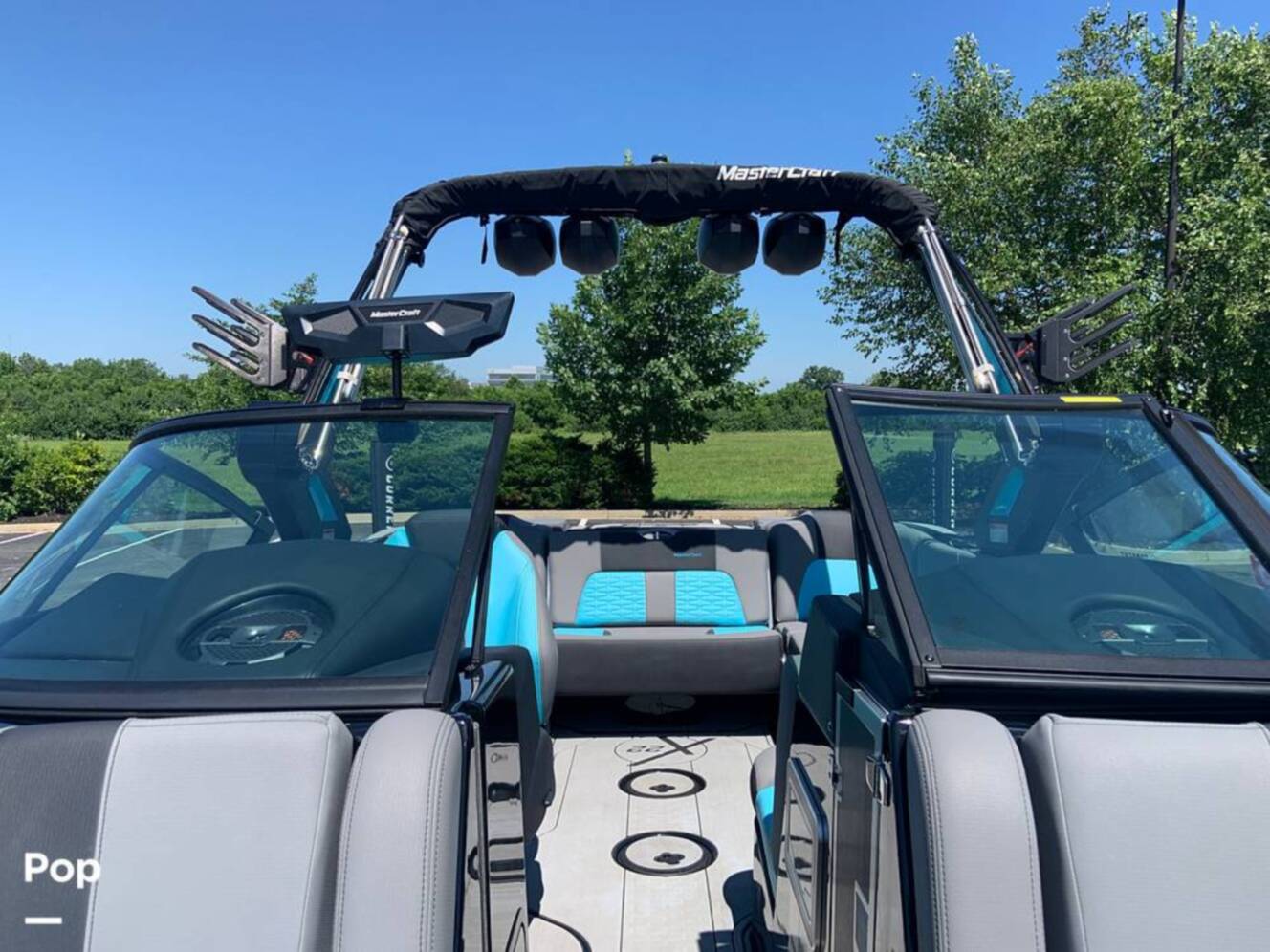A photo of this 2022 Mastercraft X22