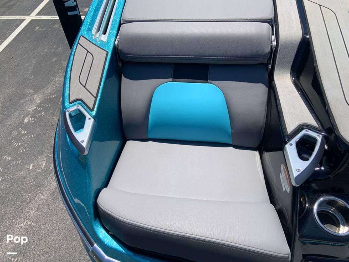 A photo of this 2022 Mastercraft X22