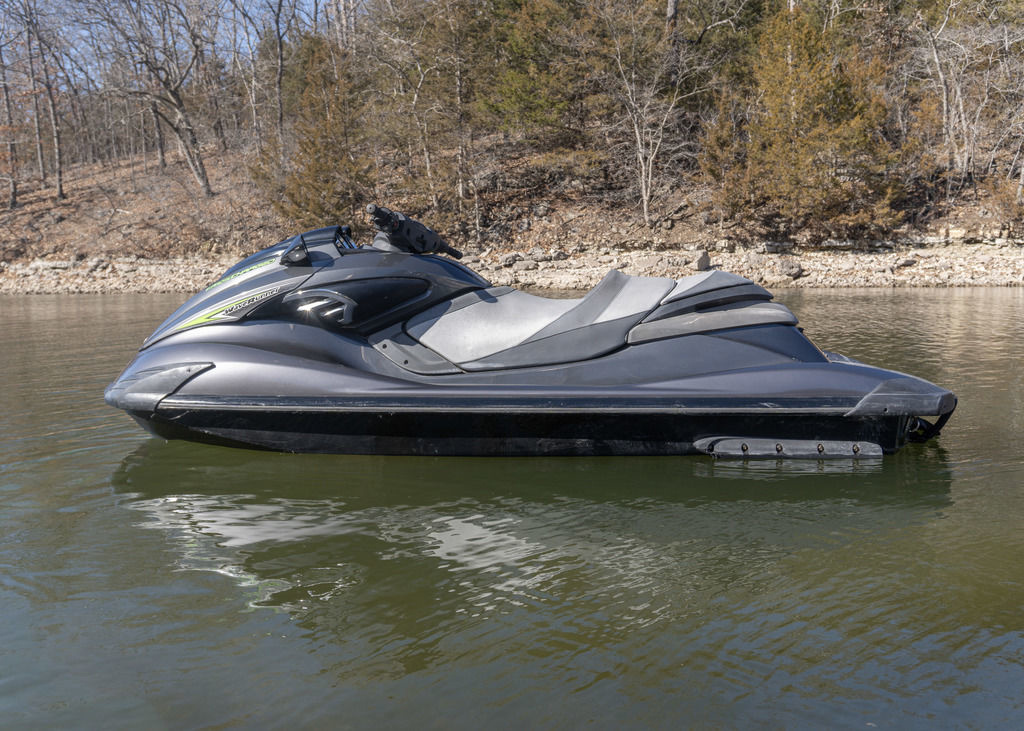 2013 Yamaha Waverunners FZR - Carbon in Osage Beach, MO