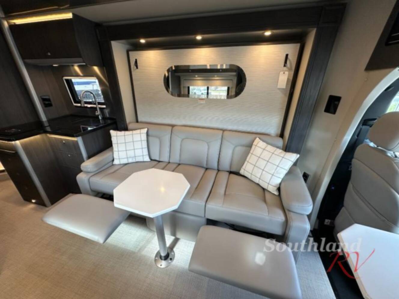 A photo of this 2026 Airstream Atlas Murphy Suite
