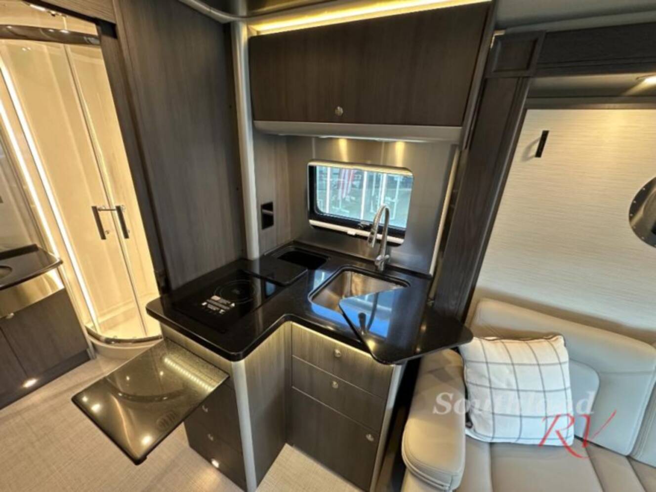 A photo of this 2026 Airstream Atlas Murphy Suite