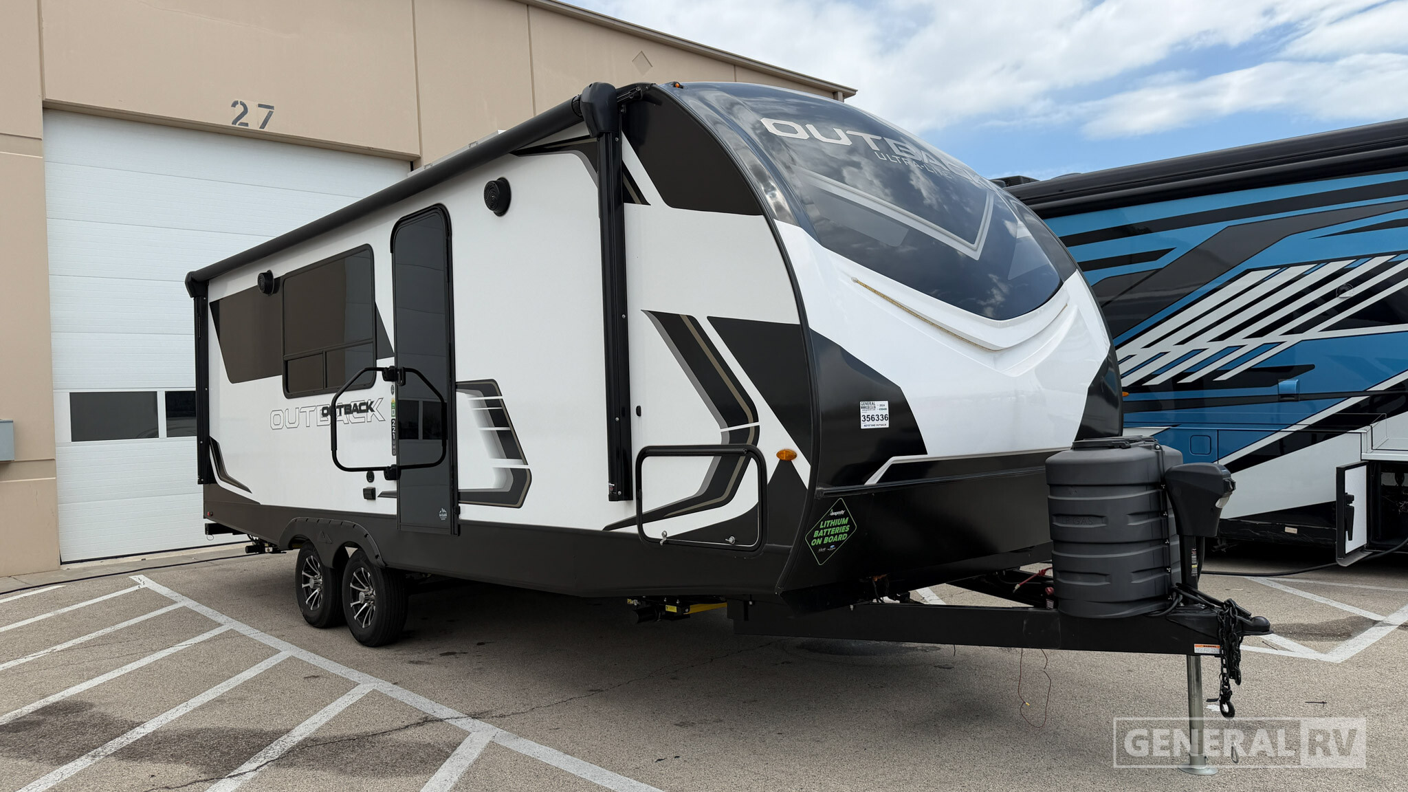 2024 Keystone Outback Ultra Lite 221UMD in huntley IL