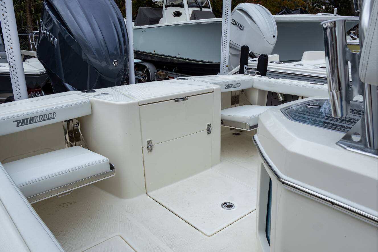 A photo of this 2025 Pathfinder 2400 Open