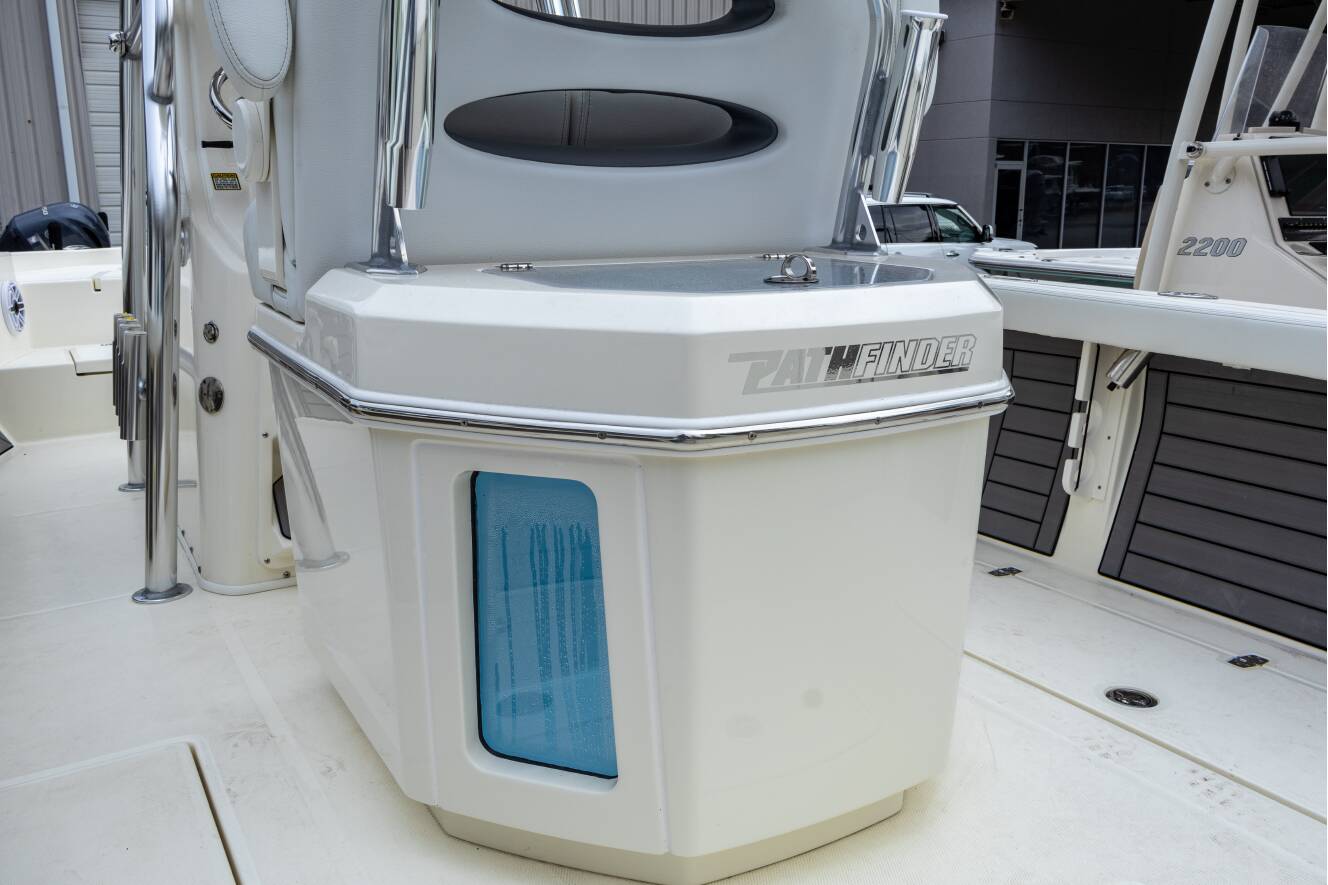 A photo of this 2025 Pathfinder 2400 Open