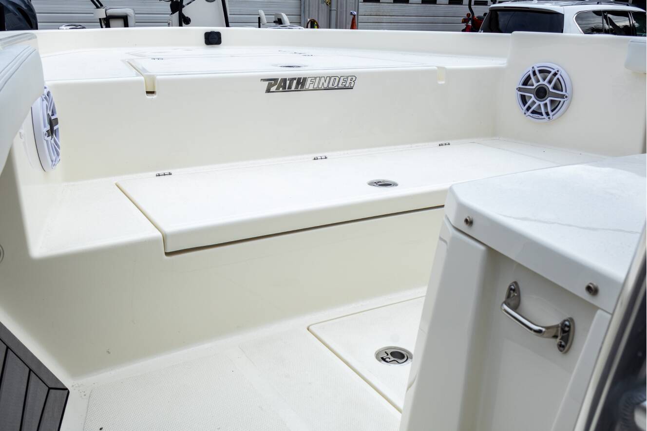 A photo of this 2025 Pathfinder 2400 Open