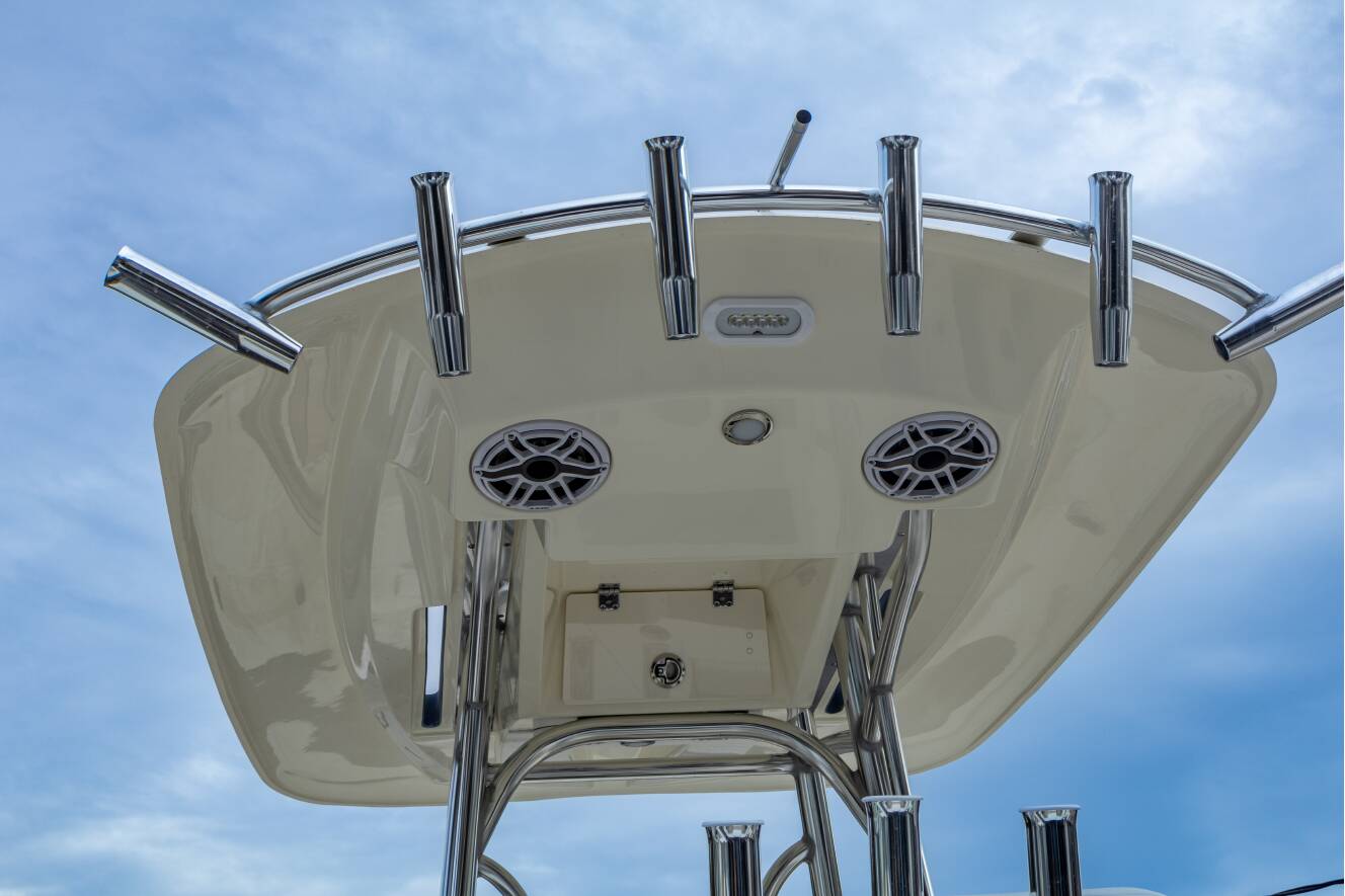 A photo of this 2025 Pathfinder 2400 Open