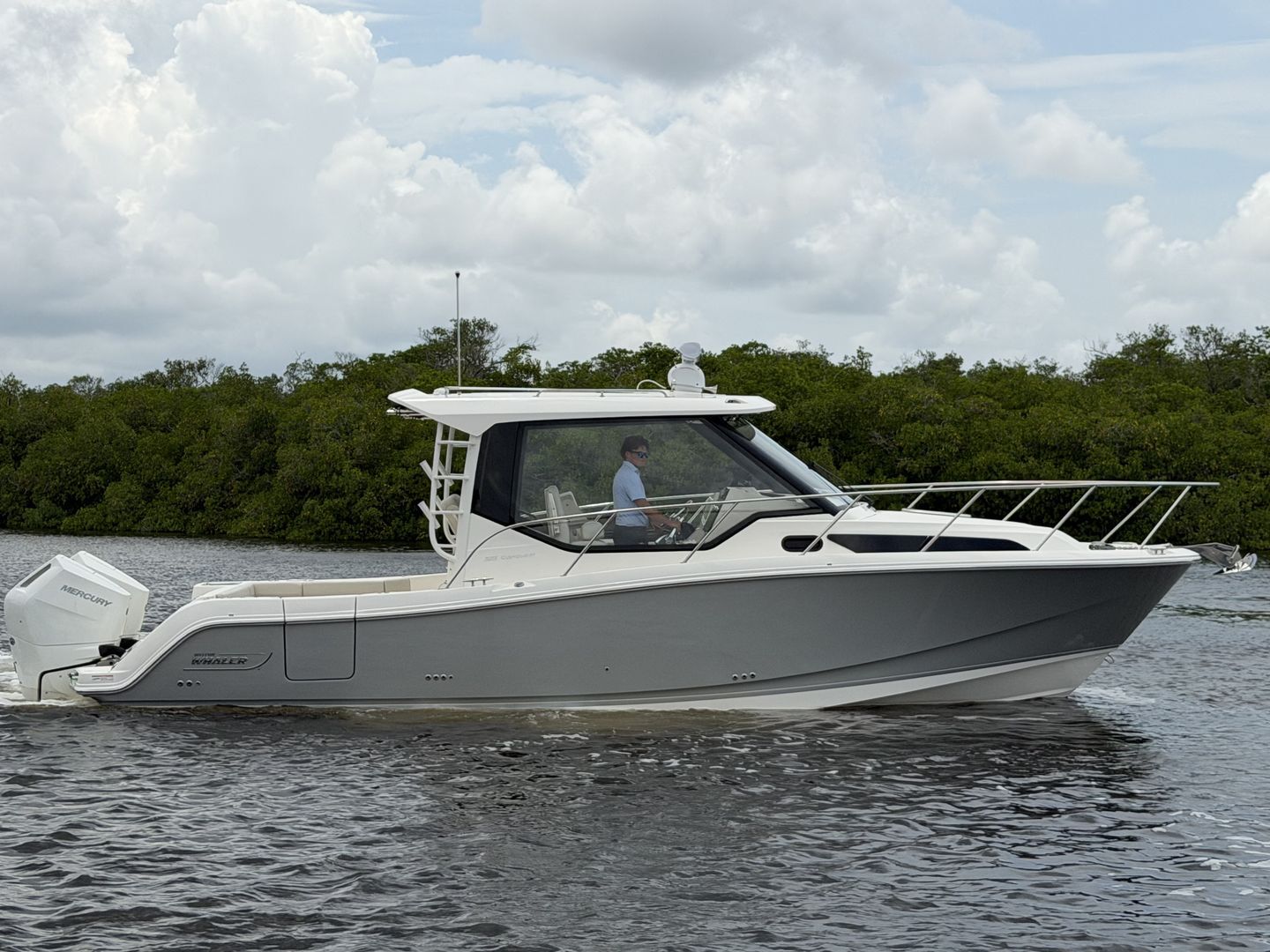 2027 Boston Whaler 325 Conquest 405 in fort myers FL