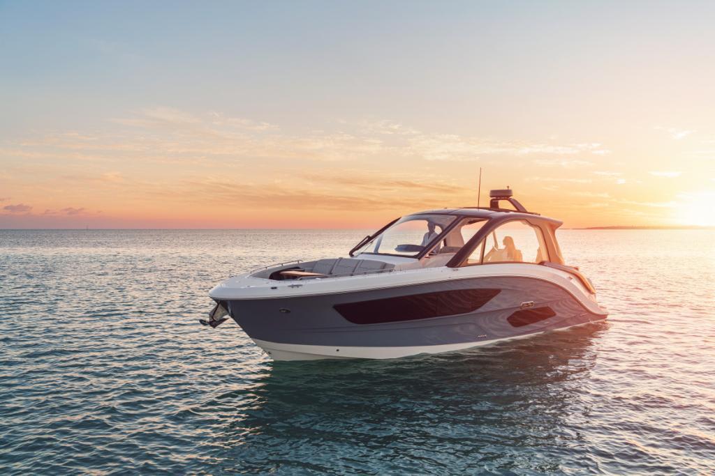 2026 Sea Ray Sundancer 370 Outboard 390 in wrightsville beach NC