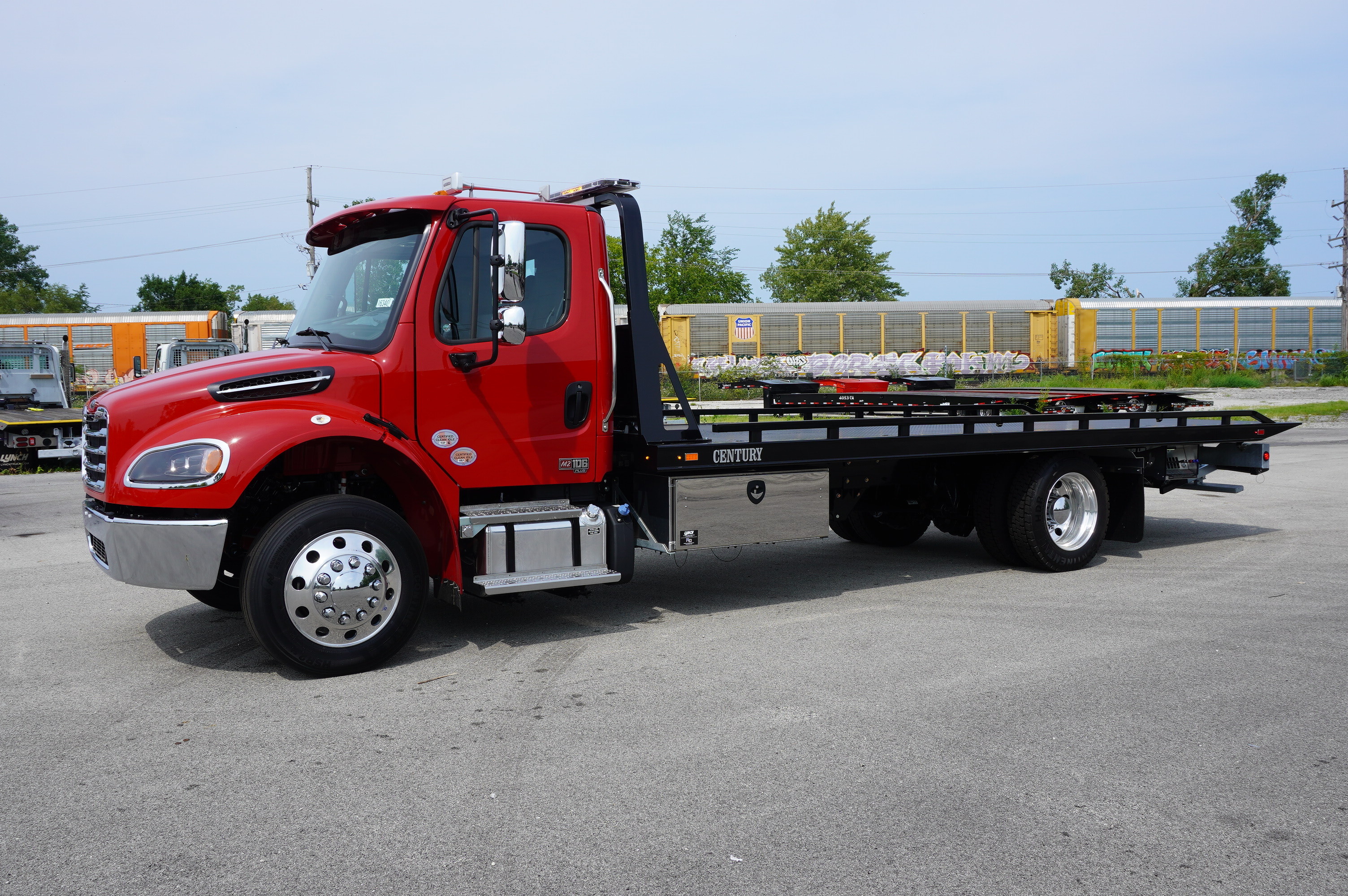 2027 FREIGHTLINER BUSINESS CLASS M2 106 in Alsip, IL