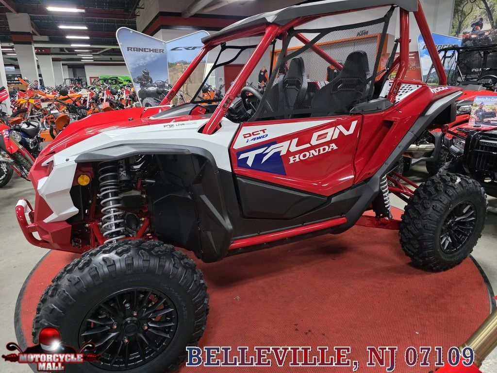 2026 Honda® Talon 1000R FOX Live Valve in belleville NJ