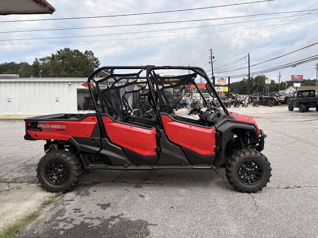 2025 Honda® Pioneer 1000-6 Deluxe Crew in toccoa GA