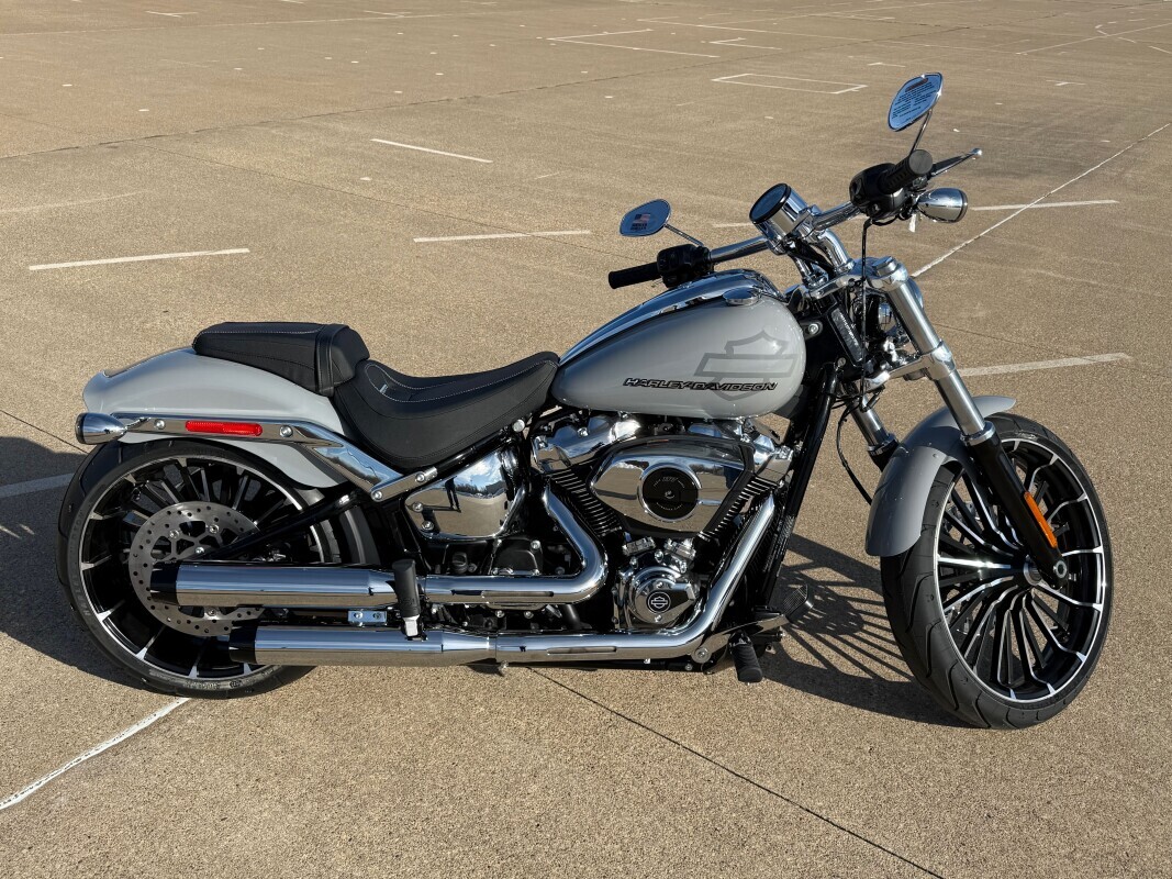 2025 Harley-Davidson Breakout in Clinton, IA