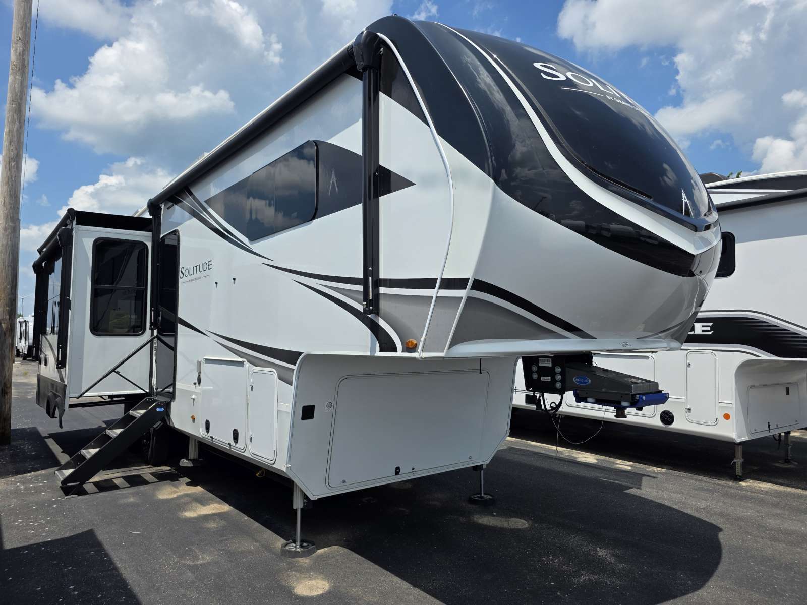 2025 Grand Design Solitude 310GK in maroa IL