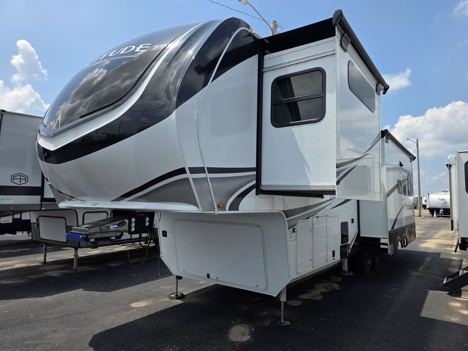 2025 Grand Design Solitude 310GK in maroa IL