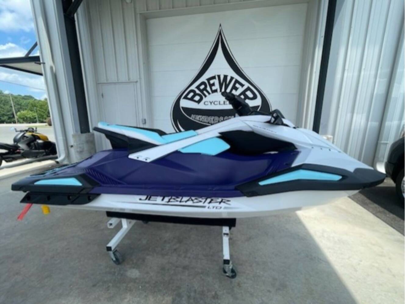 A photo of this 2025 Yamaha Jetblaster LTD