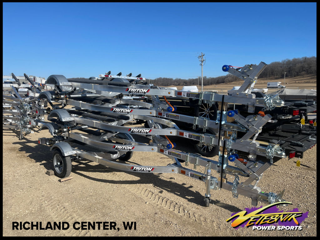 2025 Triton Trailers LTWCI in richland center WI