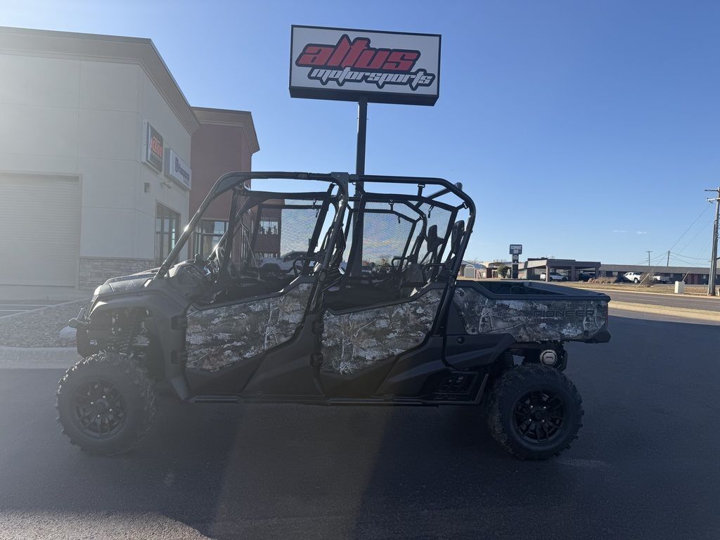 2025 Honda® Pioneer 1000-6 Deluxe Crew TrueTimber Atera Camo in altus OK
