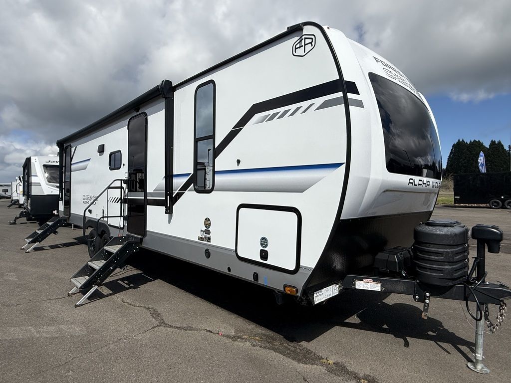 2025 Forest River Cherokee Alpha Wolf 26DBH RV