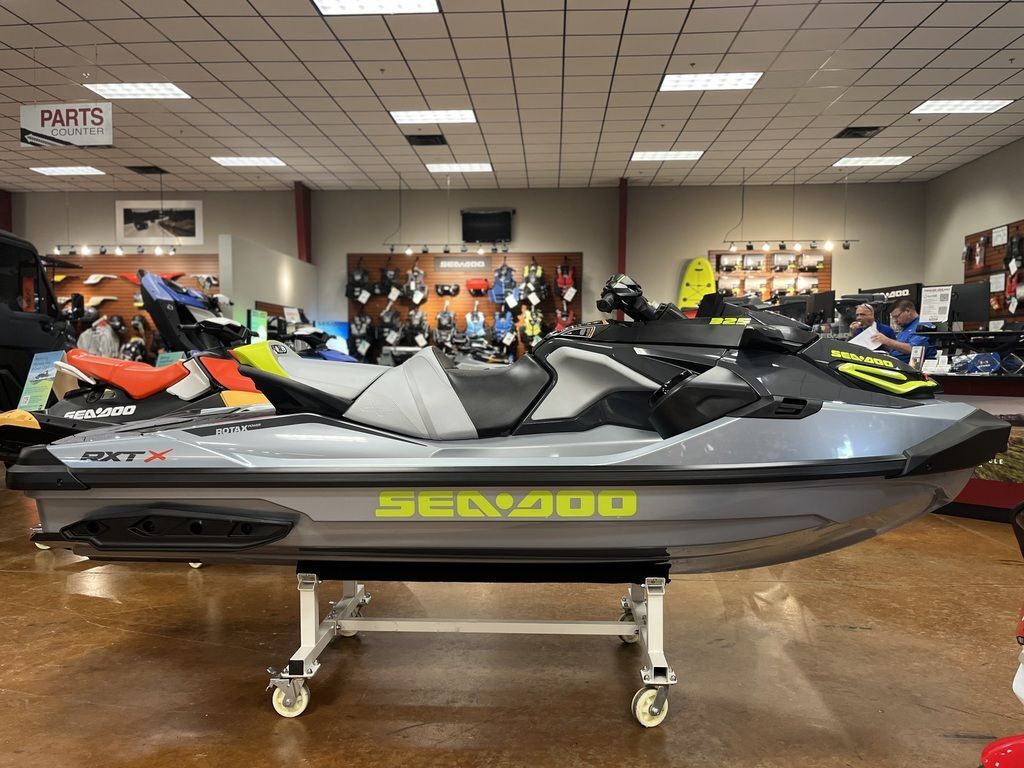 2026 Sea-Doo RXT-X 325 Ice Metal / Manta Green X 325 in Lakeland, FL
