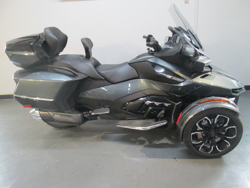 2021 Can-Am Spyder® RT Limited Dark RT LIMITED in Lewis Center, OH