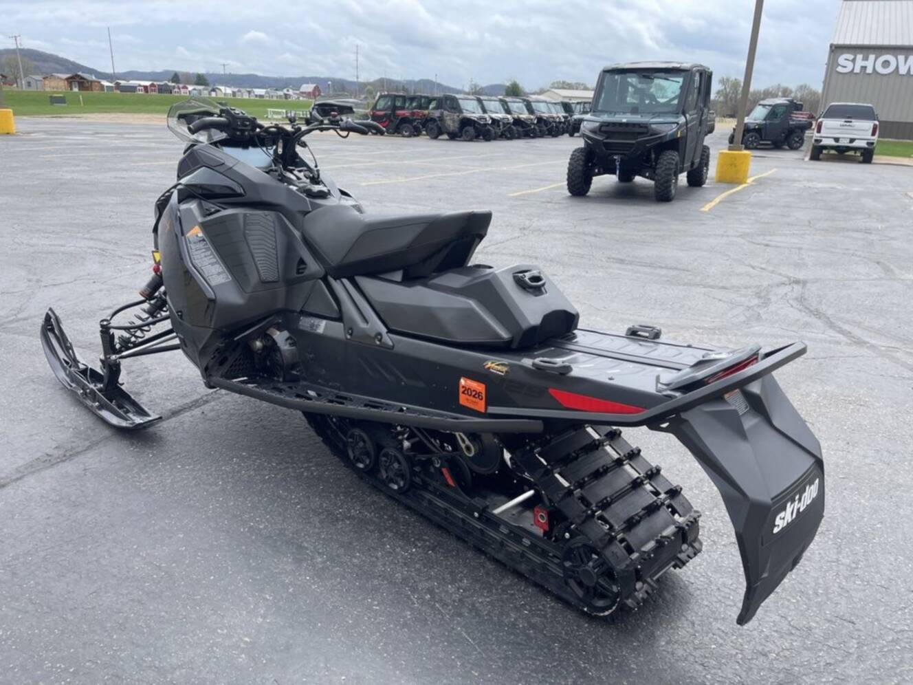 A photo of this 2024 Ski-Doo MXZ® X® Rotax® 850 E-TEC 129 Ice R. XT 1.25 10.25 in