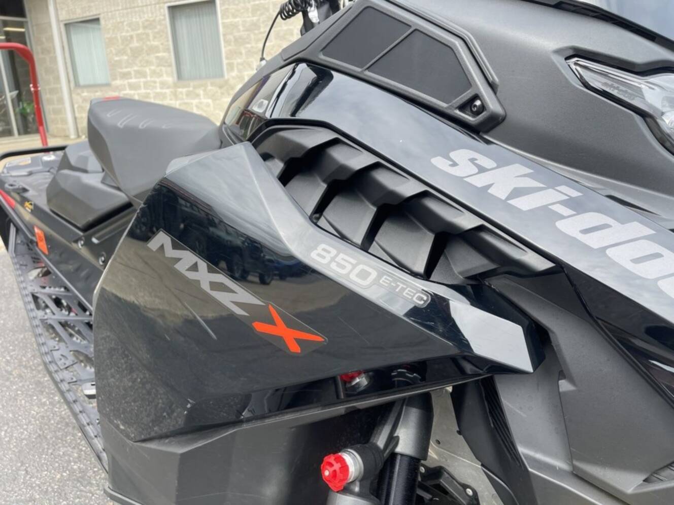 A photo of this 2024 Ski-Doo MXZ® X® Rotax® 850 E-TEC 129 Ice R. XT 1.25 10.25 in