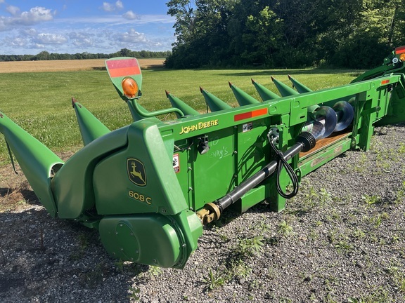2012 John Deere 608C in London, OH