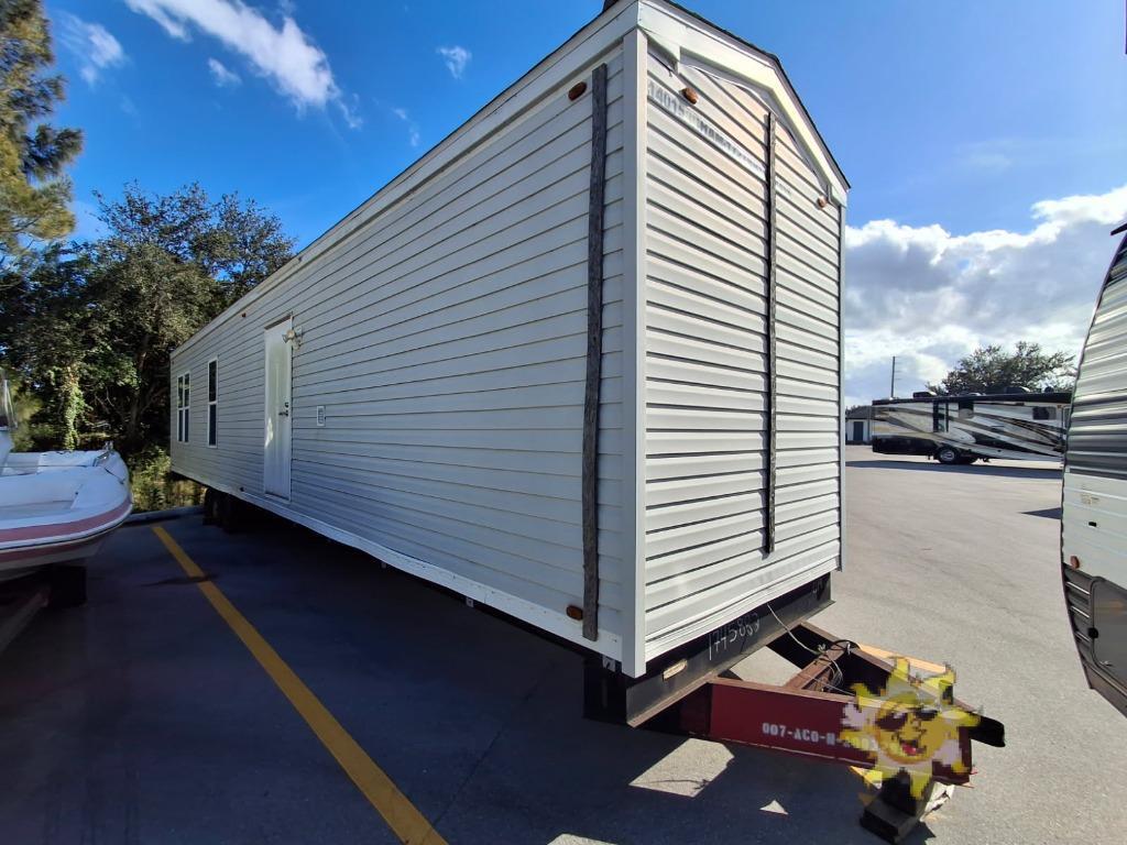 2019 Mobile Home Park Model 1/1 in fort pierce FL