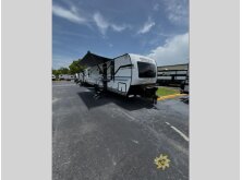 2025 Forest River Cherokee Alpha Wolf 280QBS Review image