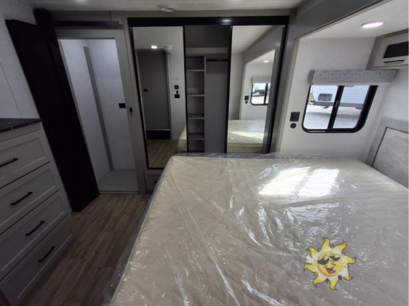 A photo of this 2026 Recreation By Design Baypoint BP-DL 400