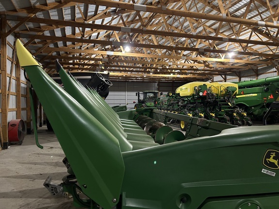 2024 John Deere C8R in Havana, IL
