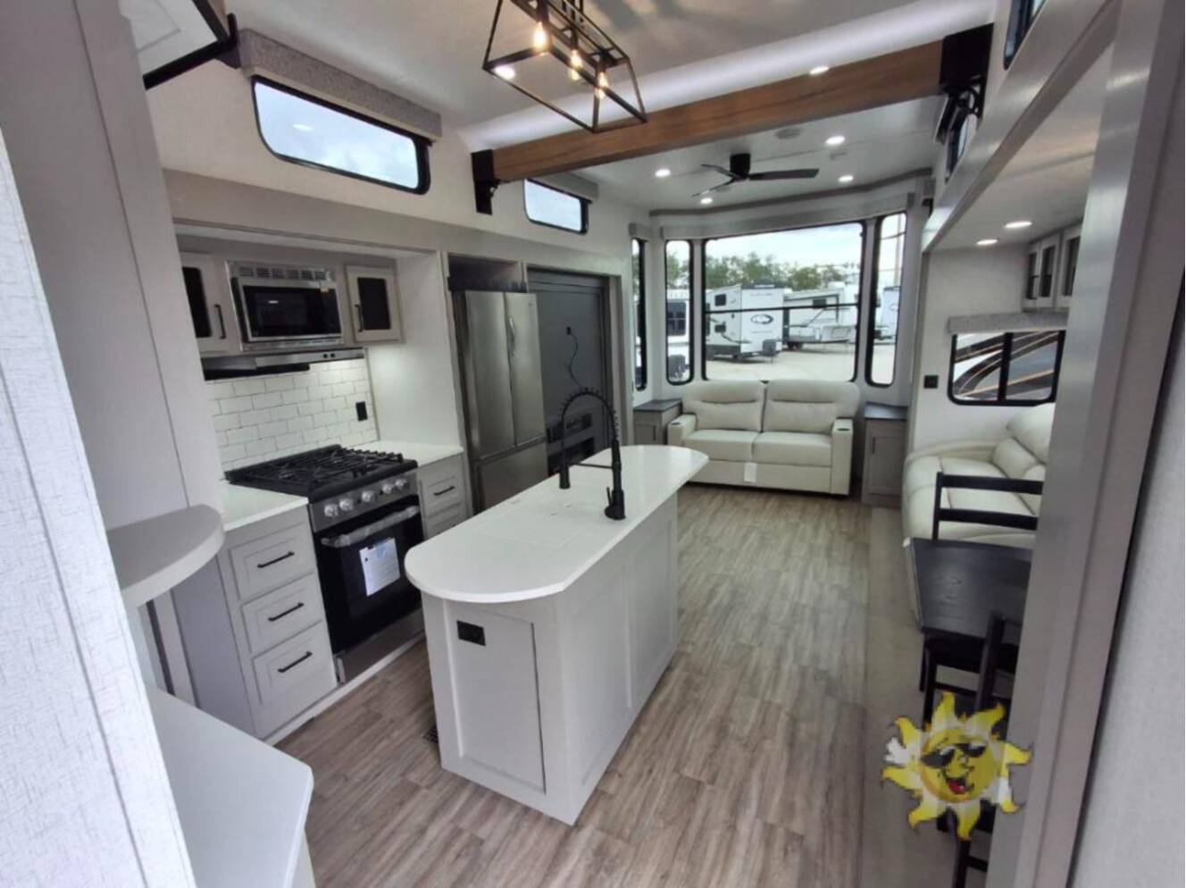 A photo of this 2026 Recreation By Design Baypoint BP-DL 400