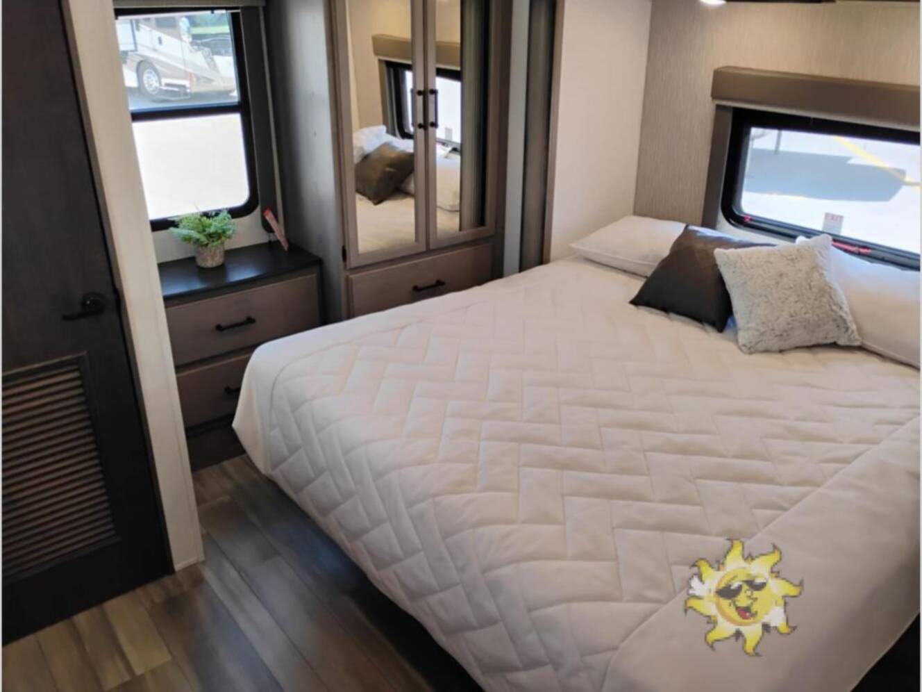 A photo of this 2025 Keystone Rv Retreat 39LOFT