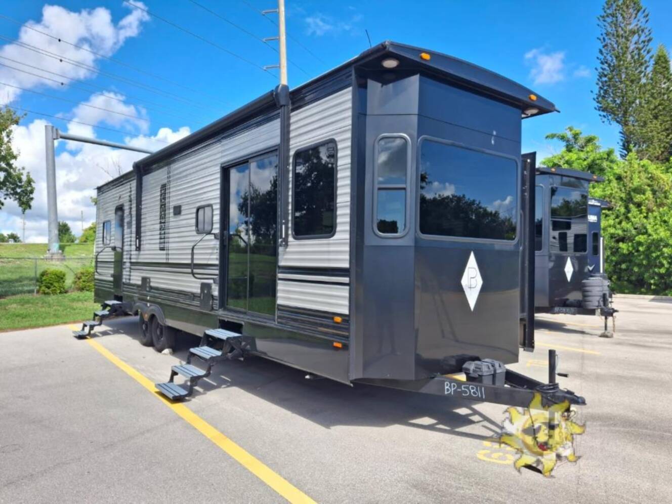 A photo of this 2026 Recreation By Design Baypoint BP-351-FLWB