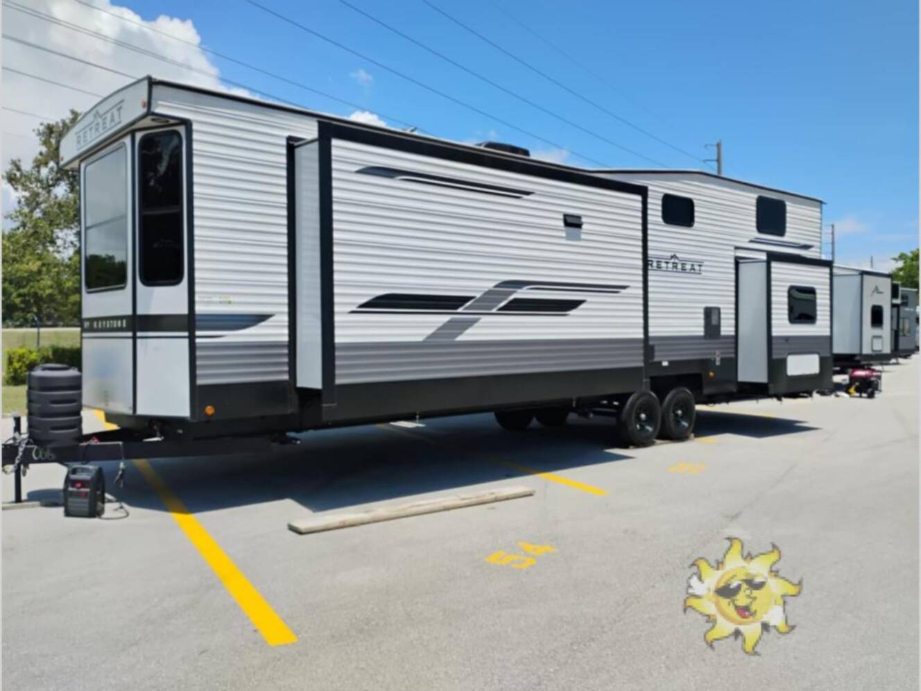 A photo of this 2025 Keystone Rv Retreat 39LOFT