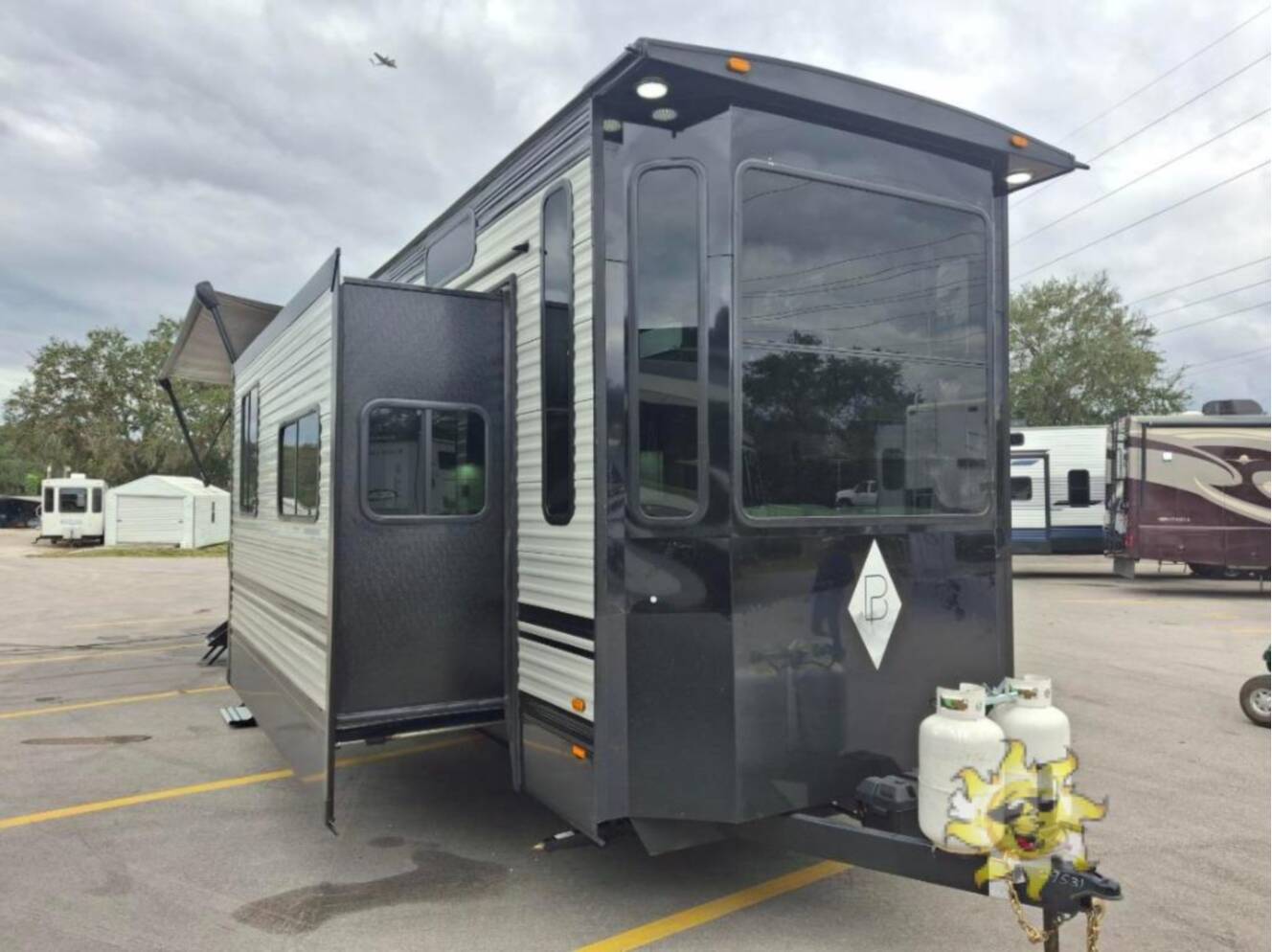 A photo of this 2026 Recreation By Design Baypoint BP-DL 400