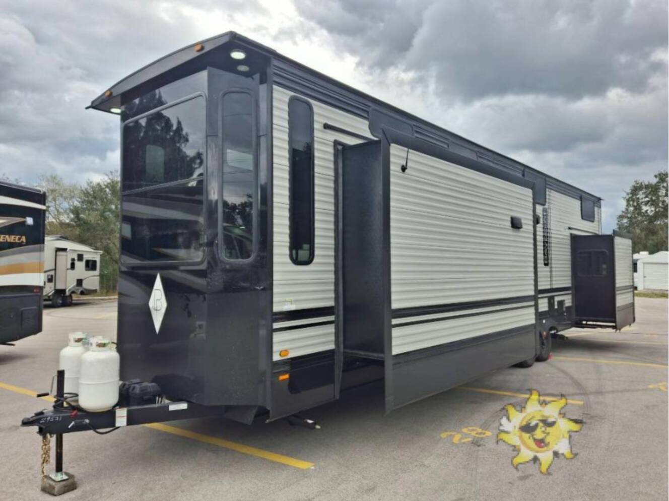 A photo of this 2026 Recreation By Design Baypoint BP-DL 400