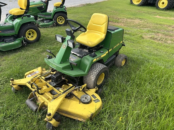 1998 John Deere F725 in Trenton, TN