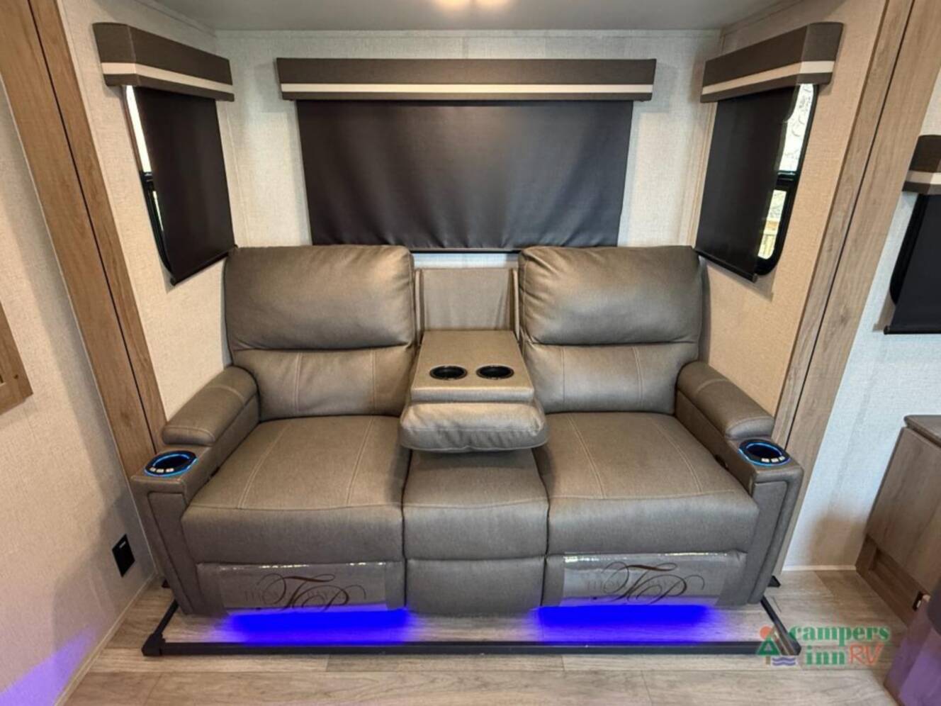 A photo of this 2024 Grand Design Imagine 17MKE