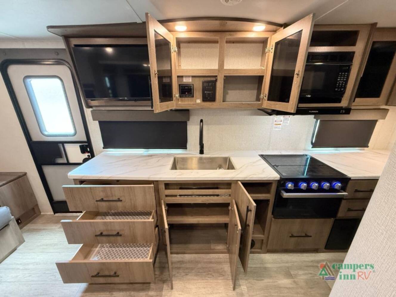 A photo of this 2024 Grand Design Imagine 17MKE