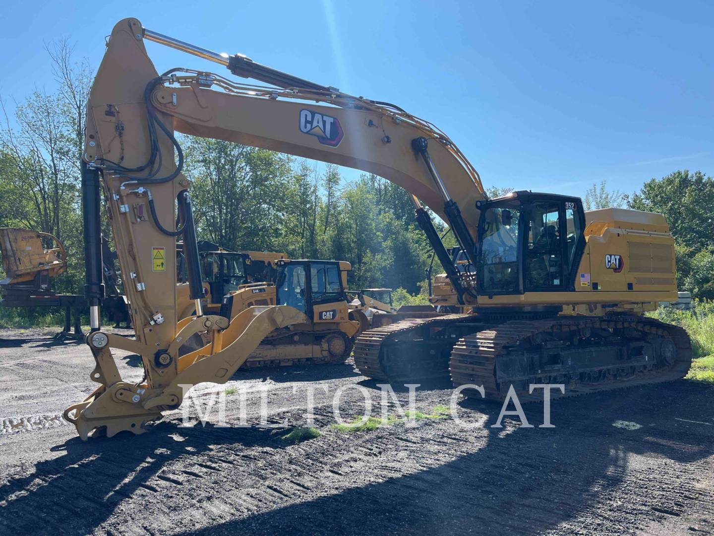 2024 CAT 352 in Milford, MA