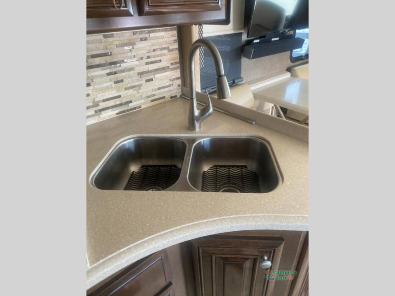 A photo of this 2017 Thor Motor Coach Palazzo 33.2