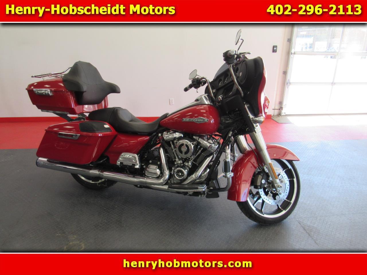 2023 Harley-Davidson Street Glide w/Touring Package BASE in Plattsmouth, NE