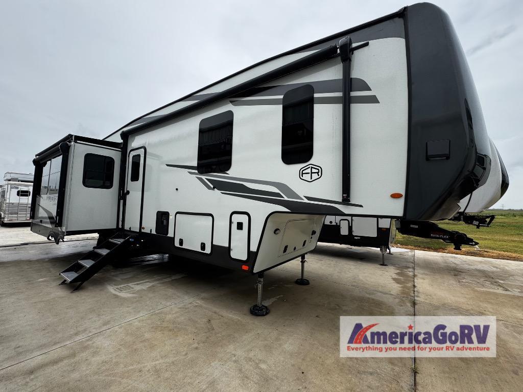 2025 Forest River Rv Flagstaff Classic F361RLS in seguin TX