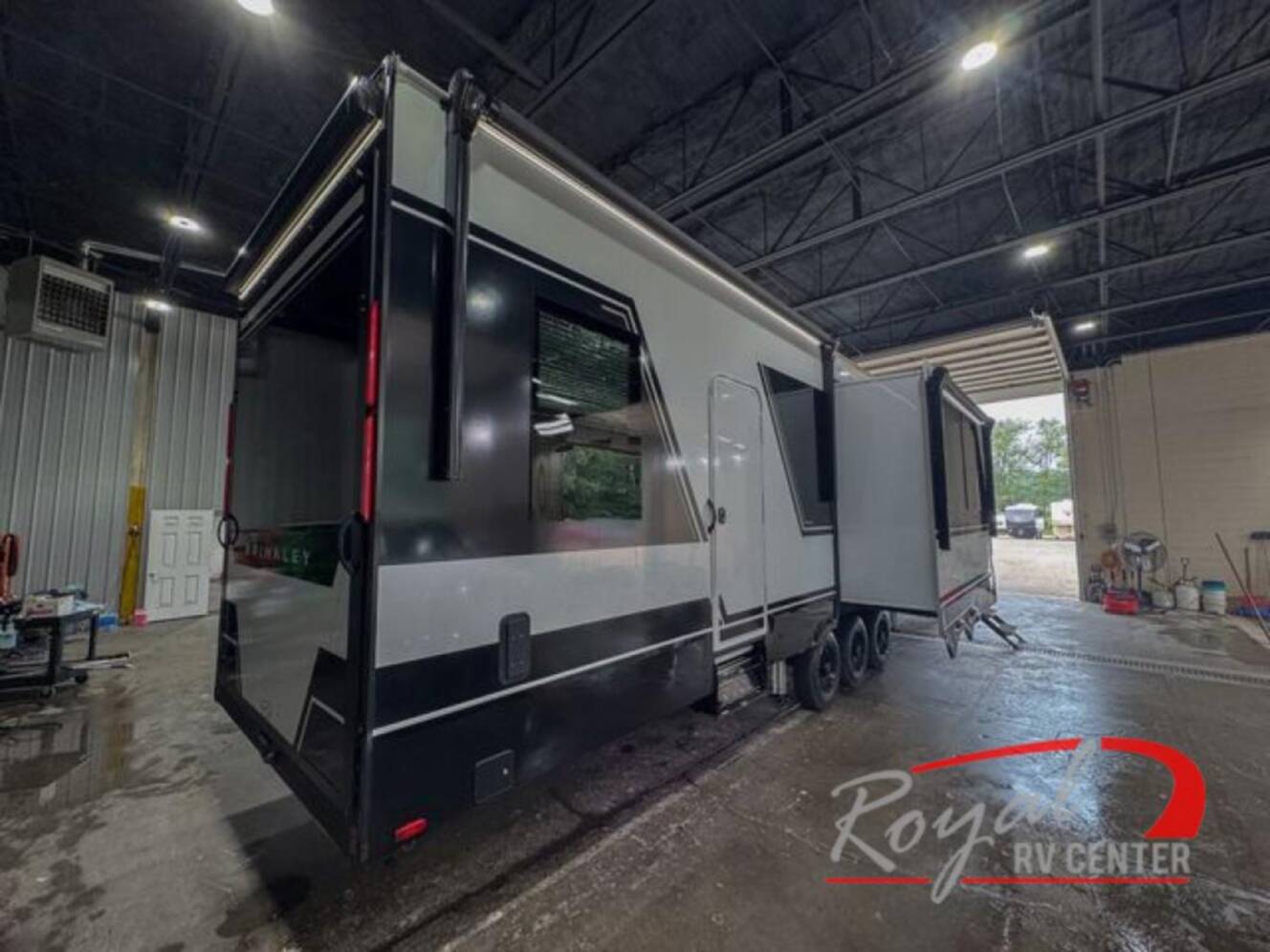 A photo of this 2025 Brinkley Model G 3950