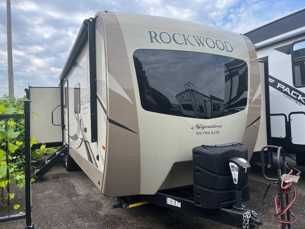 2019 Forest River Rv Rockwood Signature Ultra Lite 8329SS in ramsey MN