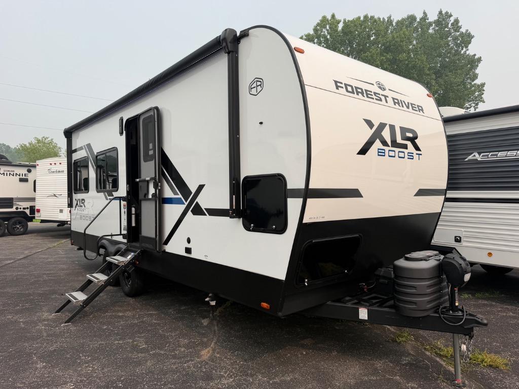 2025 Forest River Rv XLR Boost 2114BX in appleton WI