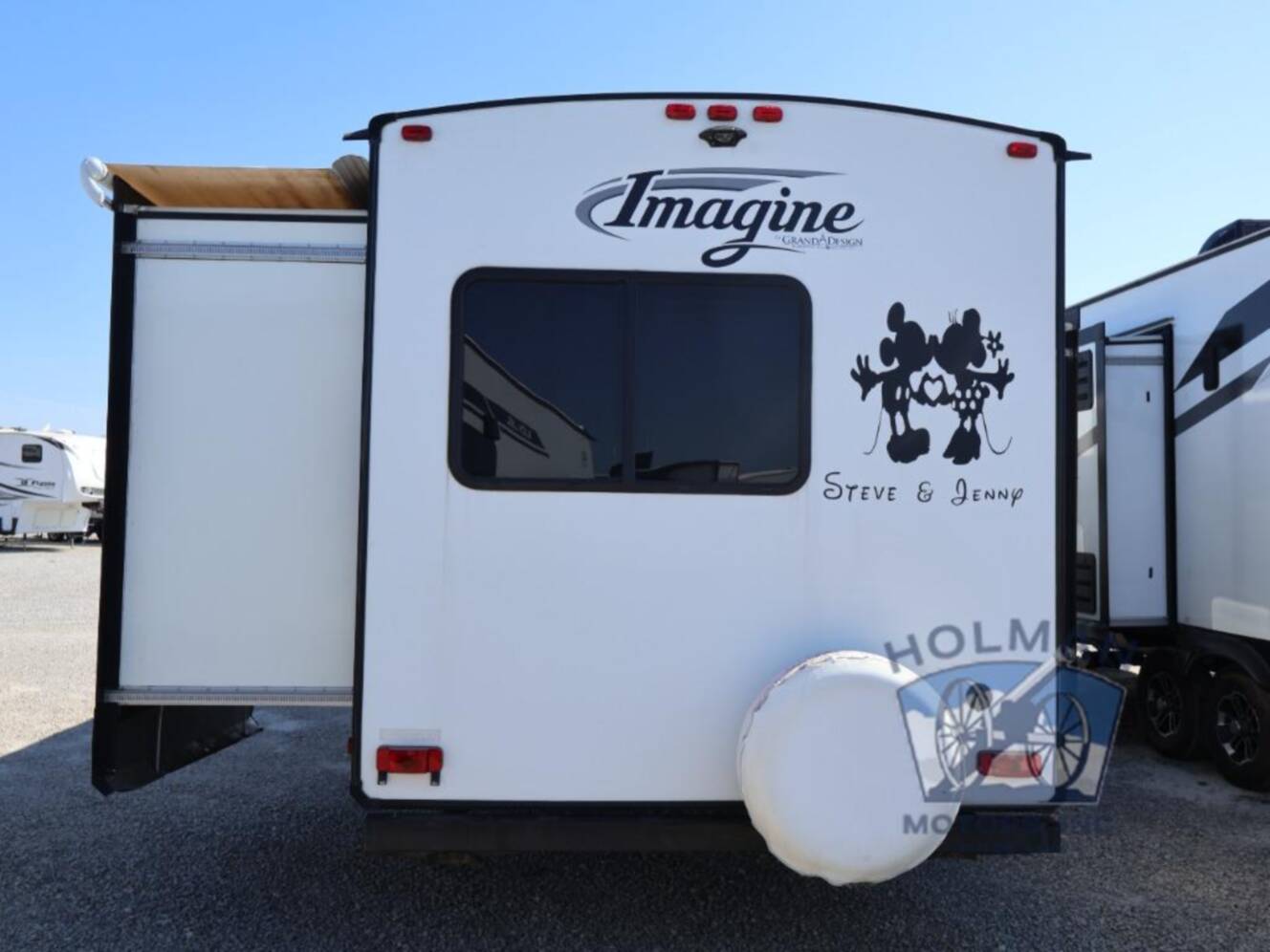 A photo of this 2017 Grand Design Imagine 3150BH